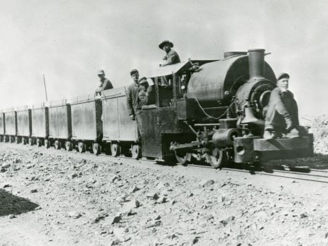 Railroads of Yellow Aster gold mine